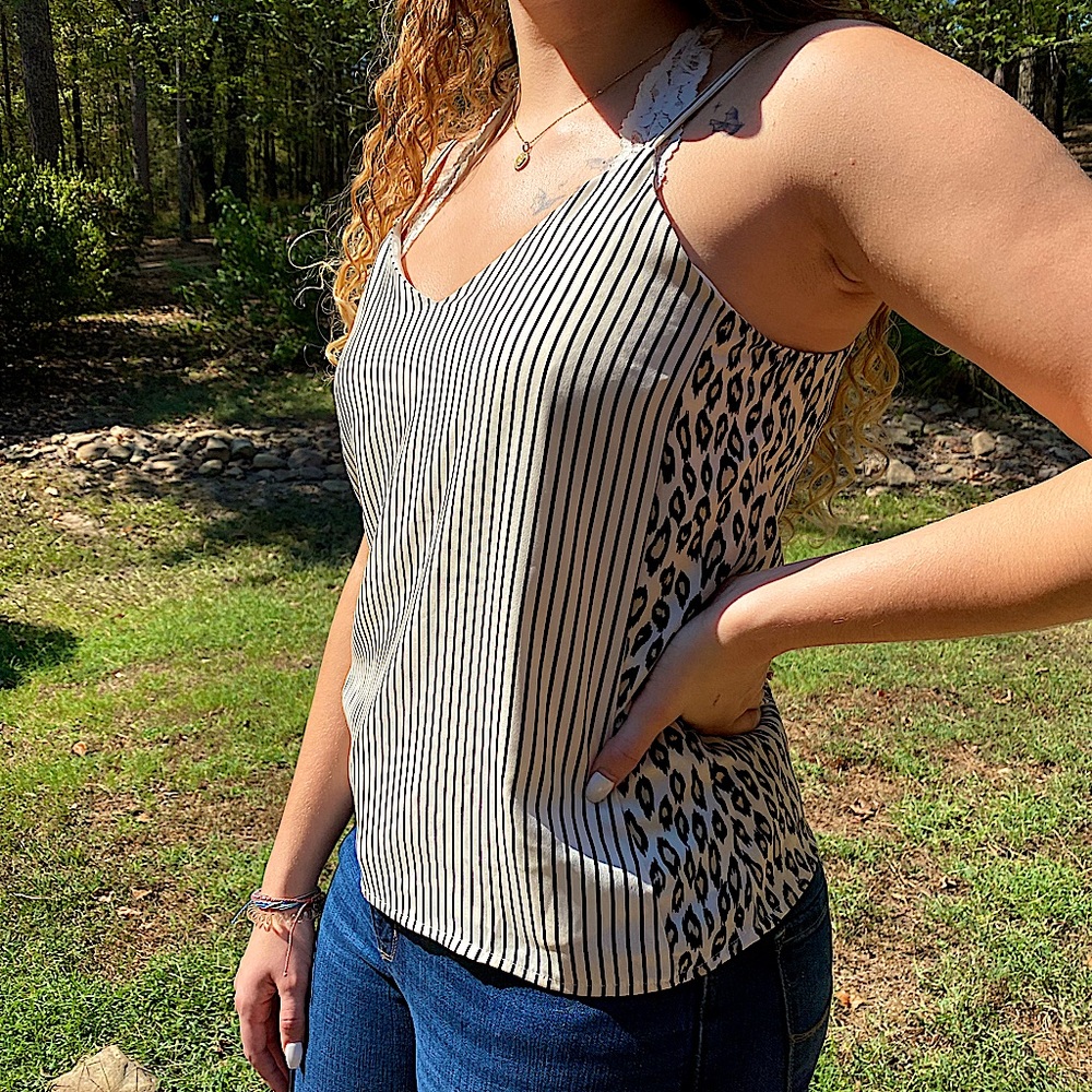 Boutique Highland Park by Material Girls Reversible Tank